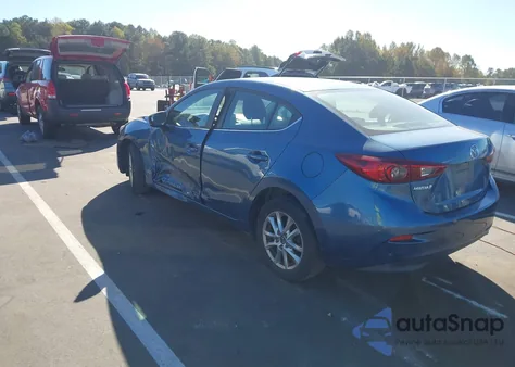 2018 Mazda Mazda3 Sport из США, поврежденный, VIN 3MZBN1U77JM181049